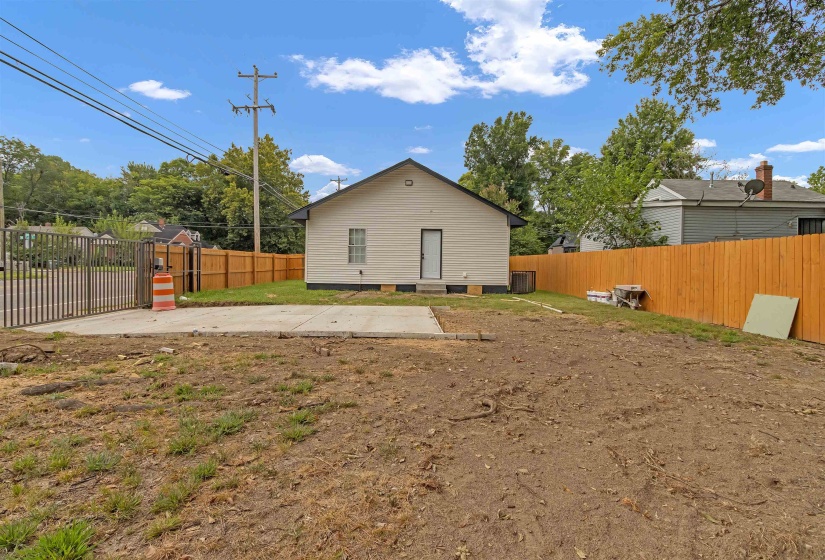 3468 MAYFLOWER AVE, Memphis, Tennessee 38122, 2 Bedroom Bedrooms, 5 Room Rooms,1 BathroomBathrooms,Residential,For Sale,MAYFLOWER,0,10229559
