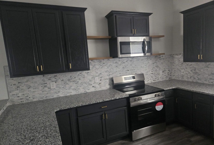 1707 NELSON AVE, Memphis, Tennessee 38114, 3 Bedroom Bedrooms, 7 Room Rooms,2 BathroomBathrooms,Residential,For Sale,NELSON,0,10229562