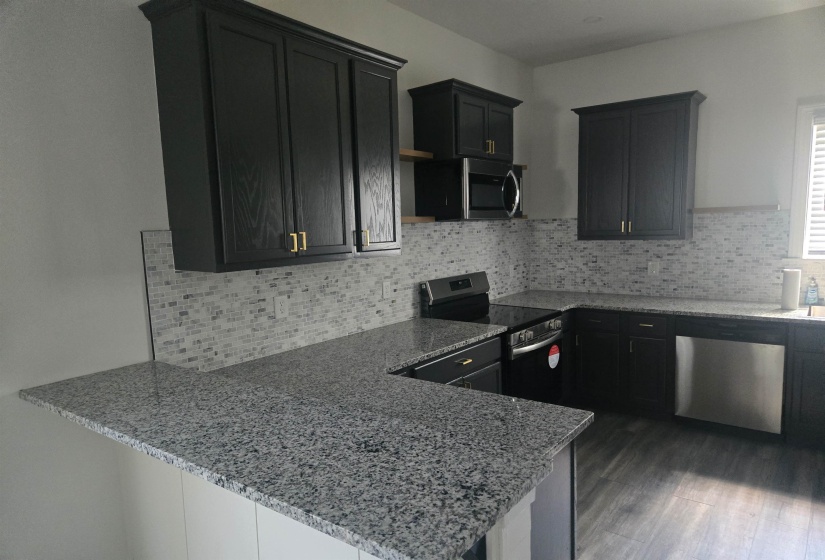 1707 NELSON AVE, Memphis, Tennessee 38114, 3 Bedroom Bedrooms, 7 Room Rooms,2 BathroomBathrooms,Residential,For Sale,NELSON,0,10229562