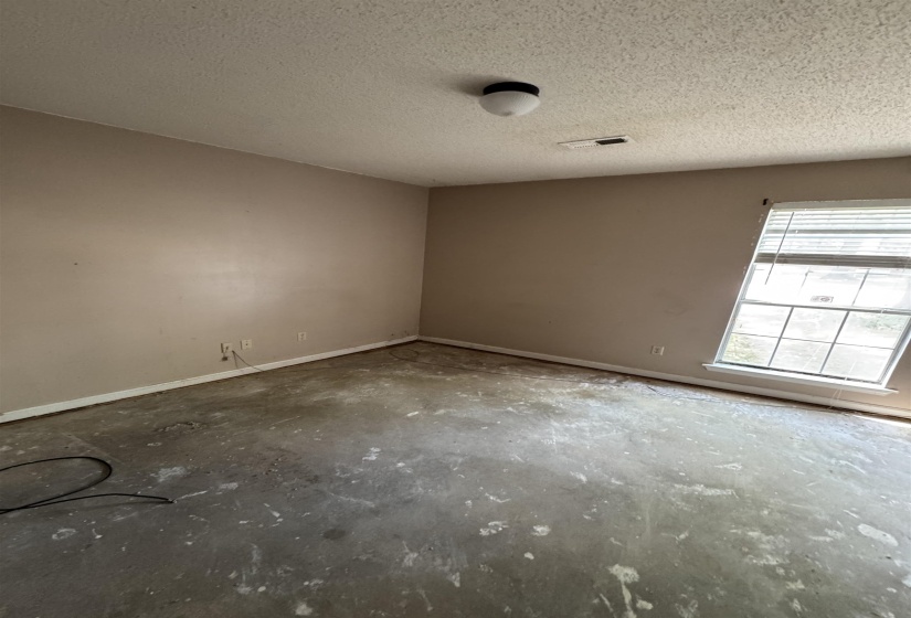 2524 LAURELCREST DR, Memphis, Tennessee 38133, 3 Bedroom Bedrooms, 5 Room Rooms,2 BathroomBathrooms,Residential,For Sale,LAURELCREST,0,10229563