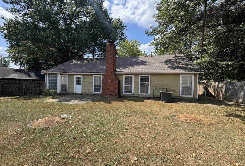 2524 LAURELCREST DR, Memphis, Tennessee 38133, 3 Bedroom Bedrooms, 5 Room Rooms,2 BathroomBathrooms,Residential,For Sale,LAURELCREST,0,10229563