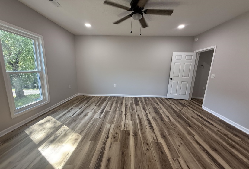 290 KELLER ST, Toone, Tennessee 38381, 2 Bedroom Bedrooms, 5 Room Rooms,2 BathroomBathrooms,Residential,For Sale,KELLER,0,10229567