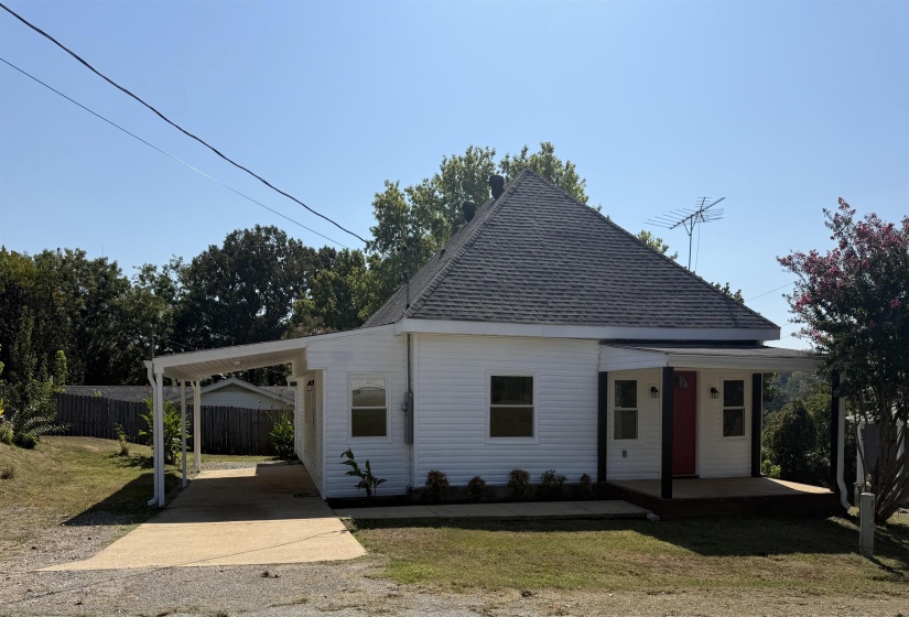 290 KELLER ST, Toone, Tennessee 38381, 2 Bedroom Bedrooms, 5 Room Rooms,2 BathroomBathrooms,Residential,For Sale,KELLER,0,10229567