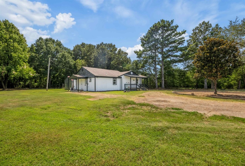 13301 GOODMAN RD RD, Olive Branch, Mississippi 38637, 4 Bedroom Bedrooms, 8 Room Rooms,2 BathroomBathrooms,Residential,For Sale,GOODMAN RD,0,10229572
