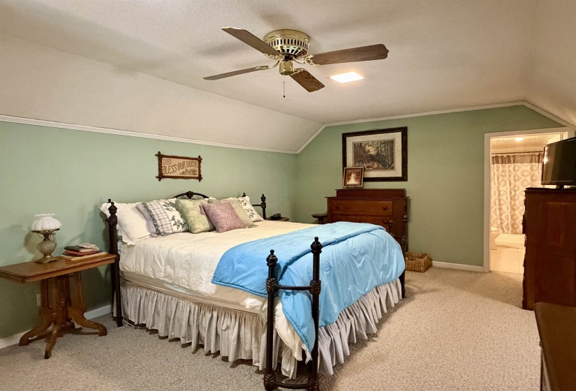 835 TWIN VIEW CIR, Selmer, Tennessee 38375-6018, 3 Bedroom Bedrooms, 12 Room Rooms,4 BathroomBathrooms,Residential,For Sale,TWIN VIEW,0,10229573