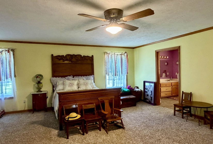 835 TWIN VIEW CIR, Selmer, Tennessee 38375-6018, 3 Bedroom Bedrooms, 12 Room Rooms,4 BathroomBathrooms,Residential,For Sale,TWIN VIEW,0,10229573