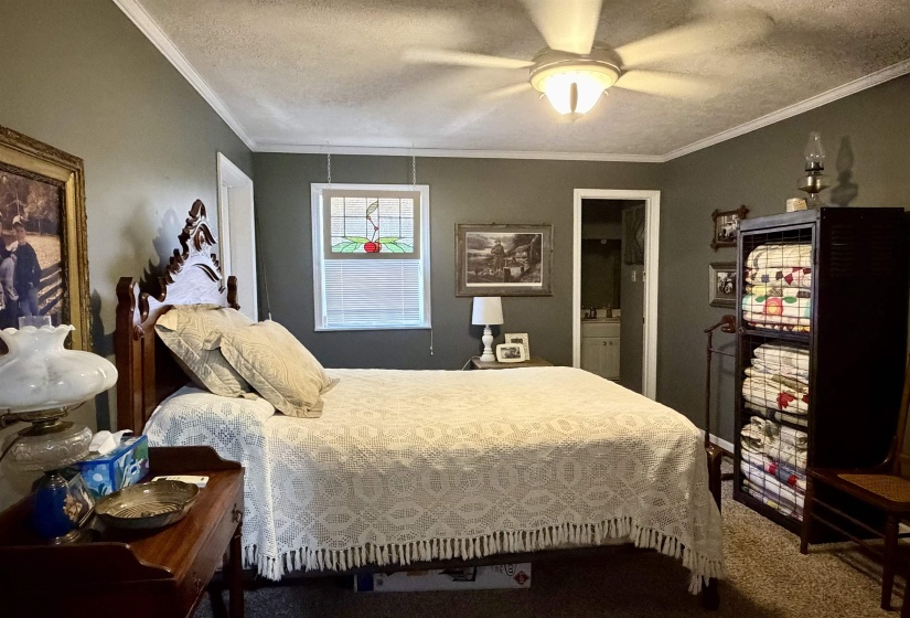 835 TWIN VIEW CIR, Selmer, Tennessee 38375-6018, 3 Bedroom Bedrooms, 12 Room Rooms,4 BathroomBathrooms,Residential,For Sale,TWIN VIEW,0,10229573