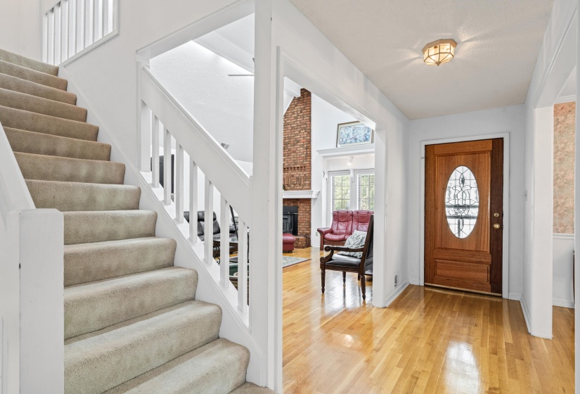 2956 HONEY TREE DR, Germantown, Tennessee 38138, 4 Bedroom Bedrooms, 8 Room Rooms,3.1 BathroomBathrooms,Residential,For Sale,HONEY TREE,0,10229575
