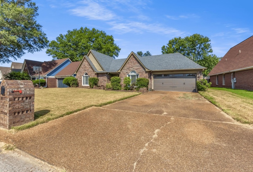 4465 TIPTON CV, Memphis, Tennessee 38125, 4 Bedroom Bedrooms, 9 Room Rooms,2.1 BathroomBathrooms,Residential,For Sale,TIPTON,0,10229577