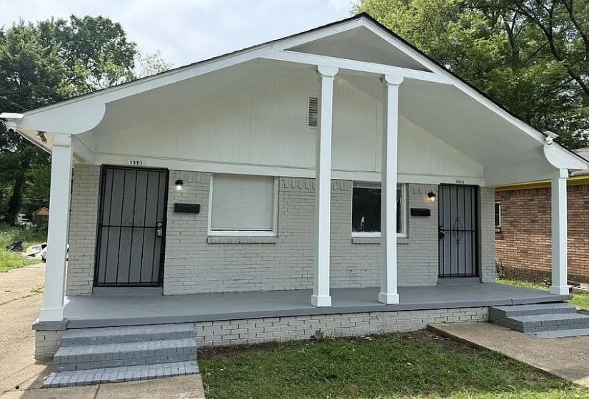 1351 AUSTIN ST, Memphis, Tennessee 38108, 2 Bedroom Bedrooms, 0 ,1 BathroomBathrooms,Duplexes,For Sale,AUSTIN,0,10229607