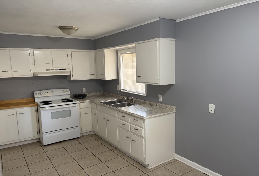 1263 LAUDEEN DR, Memphis, Tennessee 38116, 2 Bedroom Bedrooms, 2 Room Rooms,1 BathroomBathrooms,Rental Properties,For Sale,LAUDEEN,0,10229604