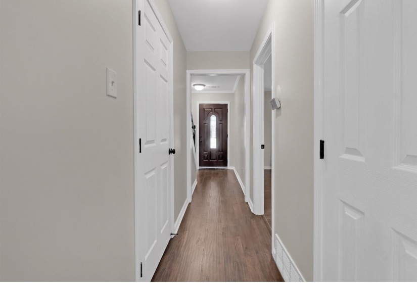 8193 WALNUT CREEK RD, Memphis, Tennessee 38018, 4 Bedroom Bedrooms, 8 Room Rooms,2.1 BathroomBathrooms,Residential,For Sale,WALNUT CREEK,0,10229075