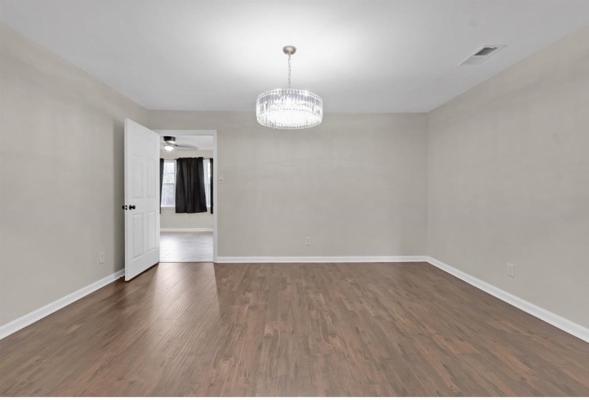 8193 WALNUT CREEK RD, Memphis, Tennessee 38018, 4 Bedroom Bedrooms, 8 Room Rooms,2.1 BathroomBathrooms,Residential,For Sale,WALNUT CREEK,0,10229075