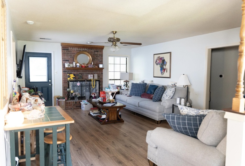 7212 BUTTERFLY DR, Memphis, Tennessee 38133, 3 Bedroom Bedrooms, 6 Room Rooms,2 BathroomBathrooms,Residential,For Sale,BUTTERFLY,0,10229582