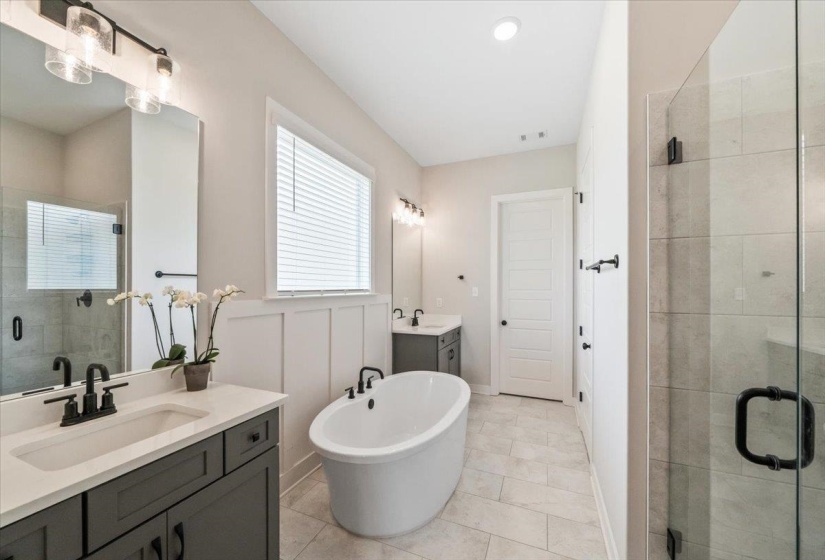 10207 LOUANNE DR, Collierville, Tennessee 38017, 3 Bedroom Bedrooms, 10 Room Rooms,2.1 BathroomBathrooms,Residential,For Sale,LOUANNE,0,10229583