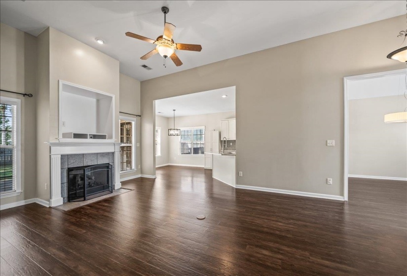10461 ASHBORO DR, Collierville, Tennessee 38017, 4 Bedroom Bedrooms, 7 Room Rooms,2 BathroomBathrooms,Residential,For Sale,ASHBORO,0,10229589