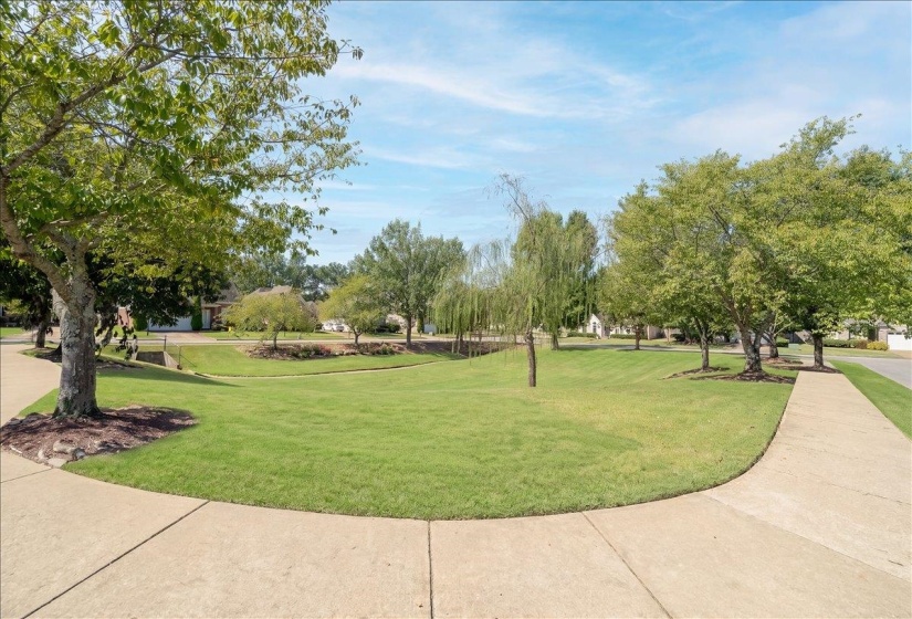 10461 ASHBORO DR, Collierville, Tennessee 38017, 4 Bedroom Bedrooms, 7 Room Rooms,2 BathroomBathrooms,Residential,For Sale,ASHBORO,0,10229589
