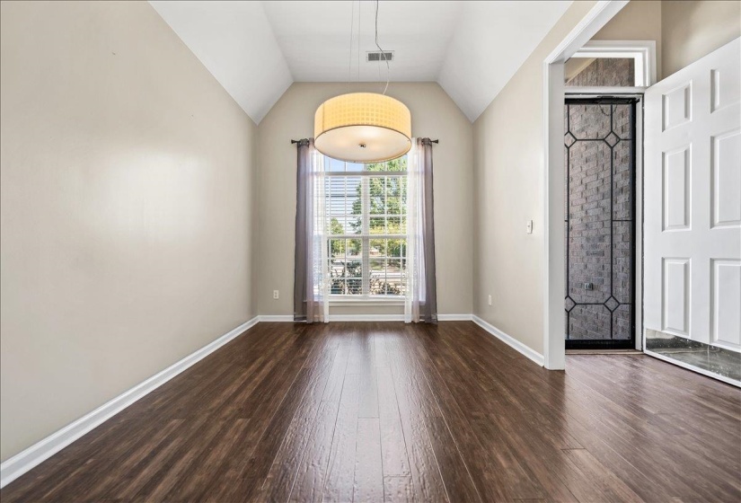 10461 ASHBORO DR, Collierville, Tennessee 38017, 4 Bedroom Bedrooms, 7 Room Rooms,2 BathroomBathrooms,Residential,For Sale,ASHBORO,0,10229589