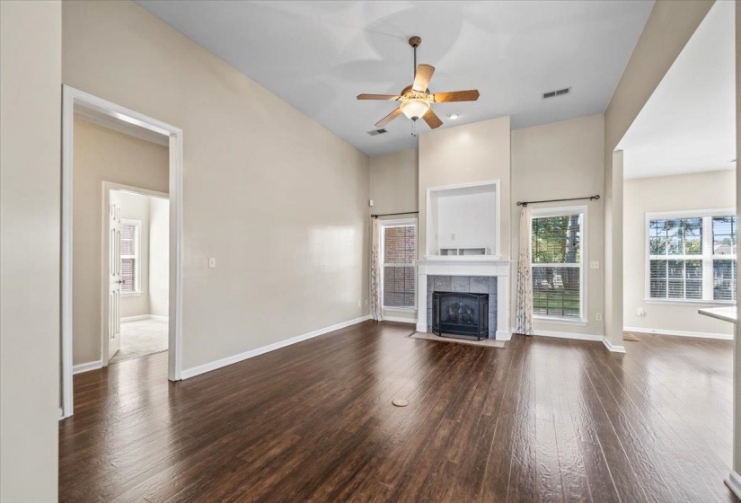 10461 ASHBORO DR, Collierville, Tennessee 38017, 4 Bedroom Bedrooms, 7 Room Rooms,2 BathroomBathrooms,Residential,For Sale,ASHBORO,0,10229589
