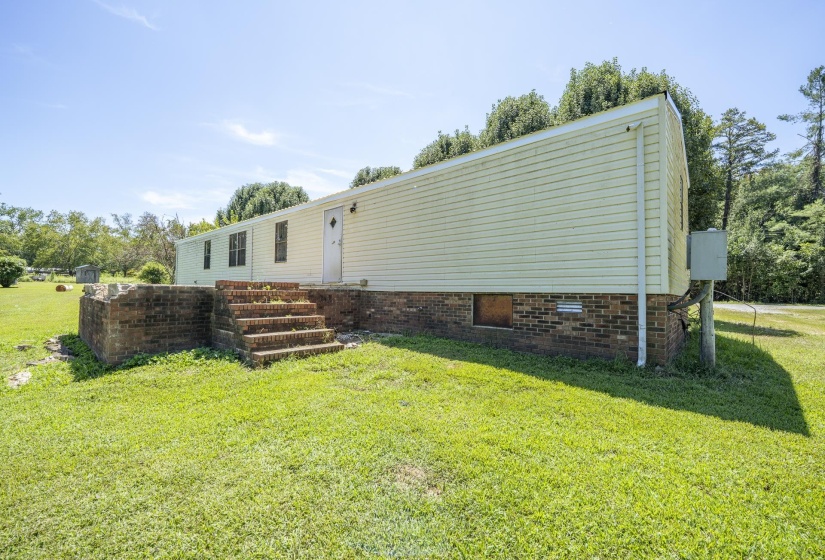 118 CHARLIE LN, Waynesboro, Tennessee 38485, 3 Bedroom Bedrooms, 6 Room Rooms,2 BathroomBathrooms,Residential,For Sale,CHARLIE,0,10229595