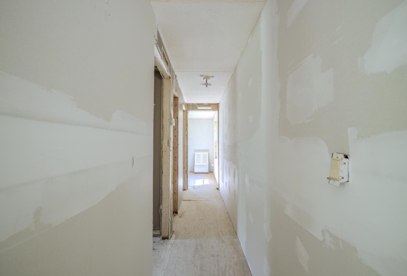 118 CHARLIE LN, Waynesboro, Tennessee 38485, 3 Bedroom Bedrooms, 6 Room Rooms,2 BathroomBathrooms,Residential,For Sale,CHARLIE,0,10229595
