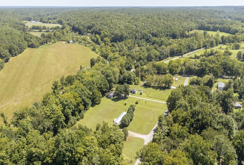 118 CHARLIE LN, Waynesboro, Tennessee 38485, 3 Bedroom Bedrooms, 6 Room Rooms,2 BathroomBathrooms,Residential,For Sale,CHARLIE,0,10229595