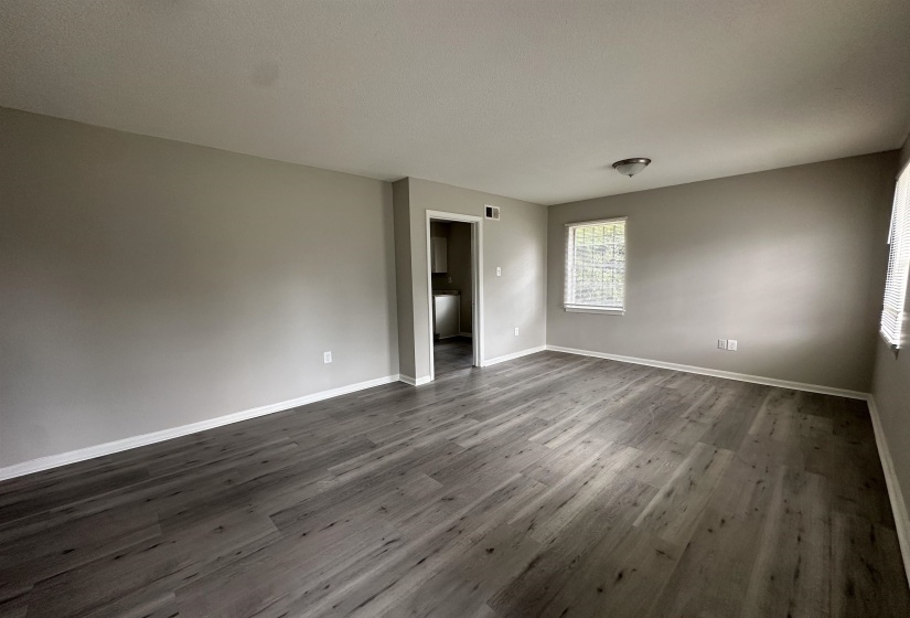 170 BURWOOD DR, Memphis, Tennessee 38109, 3 Bedroom Bedrooms, 6 Room Rooms,1 BathroomBathrooms,Residential,For Sale,BURWOOD,0,10229596