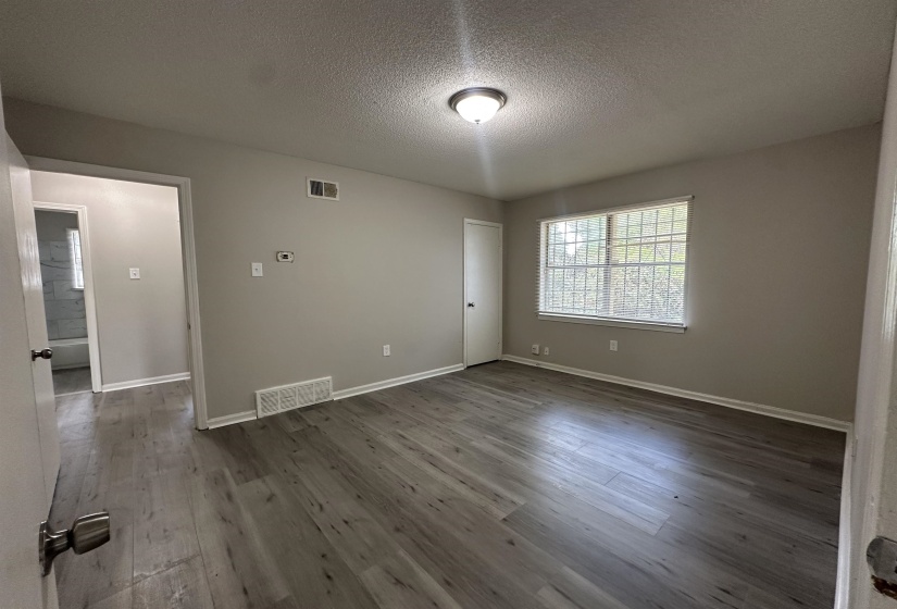 170 BURWOOD DR, Memphis, Tennessee 38109, 3 Bedroom Bedrooms, 6 Room Rooms,1 BathroomBathrooms,Residential,For Sale,BURWOOD,0,10229596