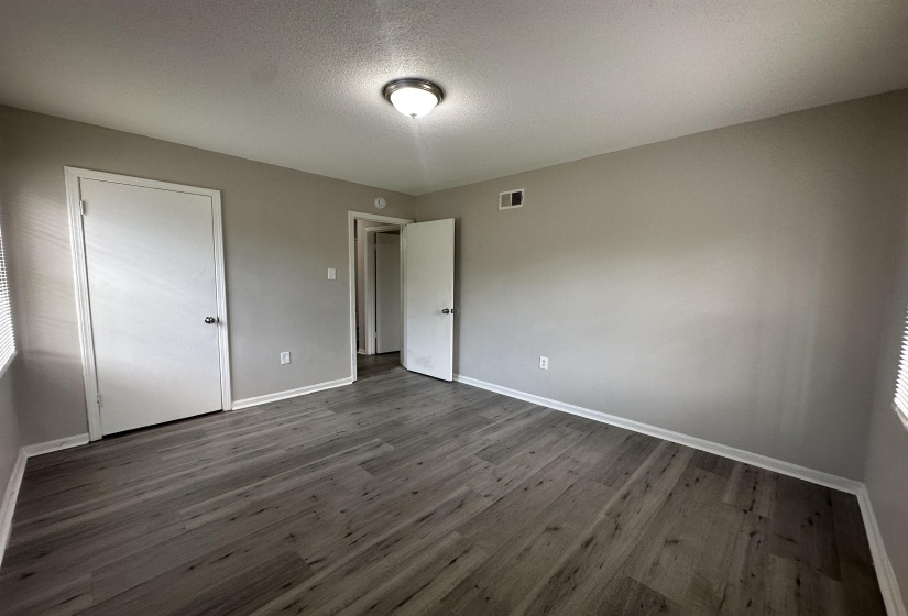 170 BURWOOD DR, Memphis, Tennessee 38109, 3 Bedroom Bedrooms, 6 Room Rooms,1 BathroomBathrooms,Residential,For Sale,BURWOOD,0,10229596