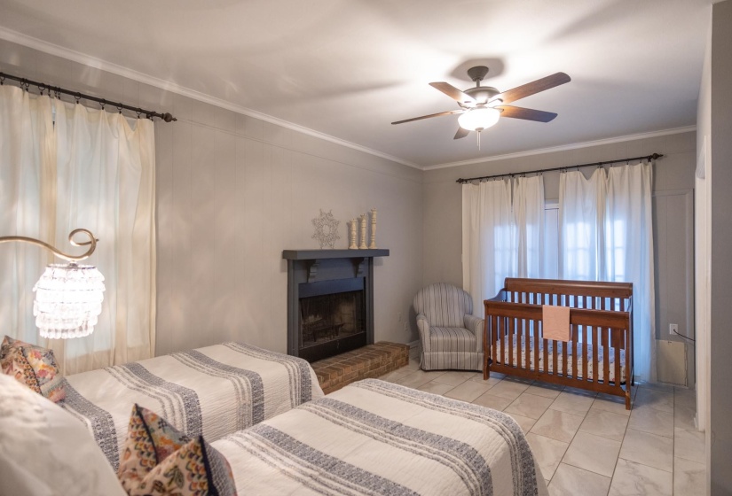 3639 COWDEN AVE, Memphis, Tennessee 38111, 4 Bedroom Bedrooms, 9 Room Rooms,2 BathroomBathrooms,Residential,For Sale,COWDEN,0,10229597