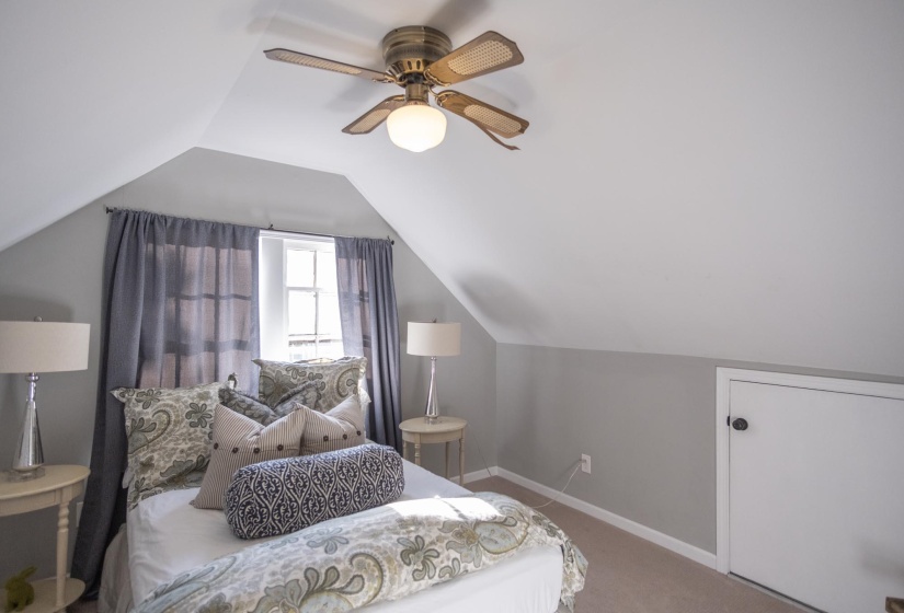 3639 COWDEN AVE, Memphis, Tennessee 38111, 4 Bedroom Bedrooms, 9 Room Rooms,2 BathroomBathrooms,Residential,For Sale,COWDEN,0,10229597