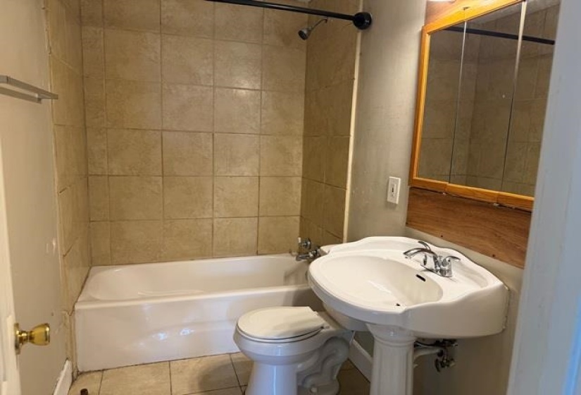 4817 SARATOGA RD, Millington, Tennessee 38053, 3 Bedroom Bedrooms, 5 Room Rooms,1 BathroomBathrooms,Residential,For Sale,SARATOGA,0,10229599