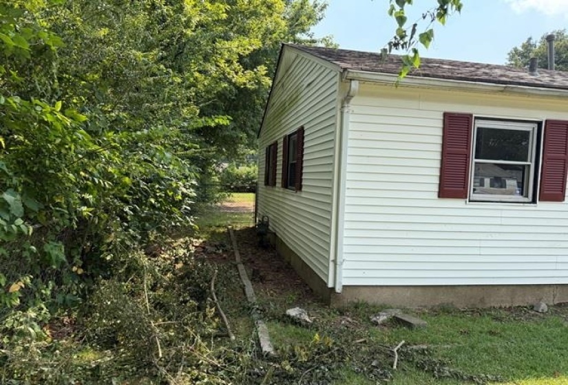 4817 SARATOGA RD, Millington, Tennessee 38053, 3 Bedroom Bedrooms, 5 Room Rooms,1 BathroomBathrooms,Residential,For Sale,SARATOGA,0,10229599