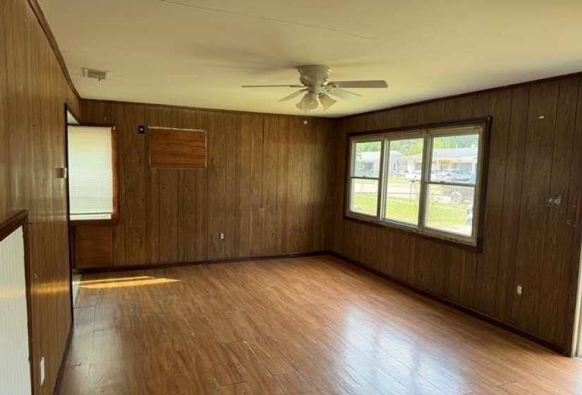 4817 SARATOGA RD, Millington, Tennessee 38053, 3 Bedroom Bedrooms, 5 Room Rooms,1 BathroomBathrooms,Residential,For Sale,SARATOGA,0,10229599