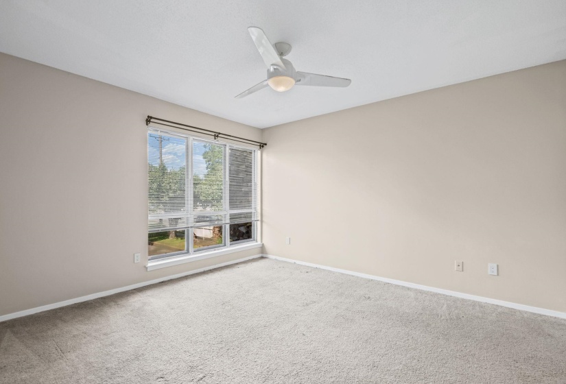 439 PERKINS RD, Memphis, Tennessee 38117, 3 Bedroom Bedrooms, 6 Room Rooms,2.1 BathroomBathrooms,Residential,For Sale,PERKINS,0,10229601