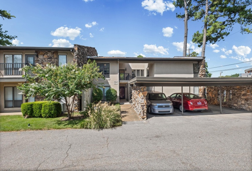 439 PERKINS RD, Memphis, Tennessee 38117, 3 Bedroom Bedrooms, 6 Room Rooms,2.1 BathroomBathrooms,Residential,For Sale,PERKINS,0,10229601