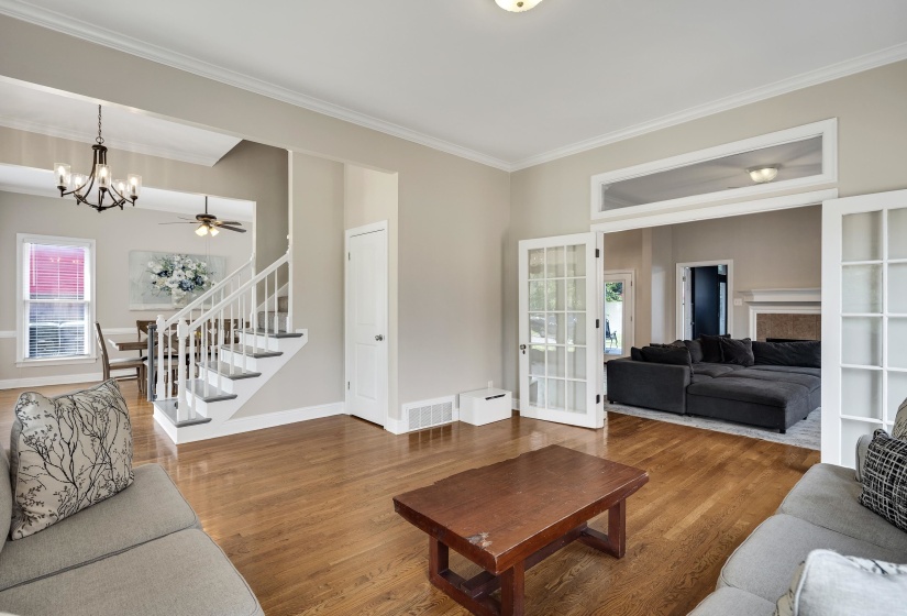 327 AVALON ST, Memphis, Tennessee 38112, 4 Bedroom Bedrooms, 8 Room Rooms,2.1 BathroomBathrooms,Residential,For Sale,AVALON,0,10229602