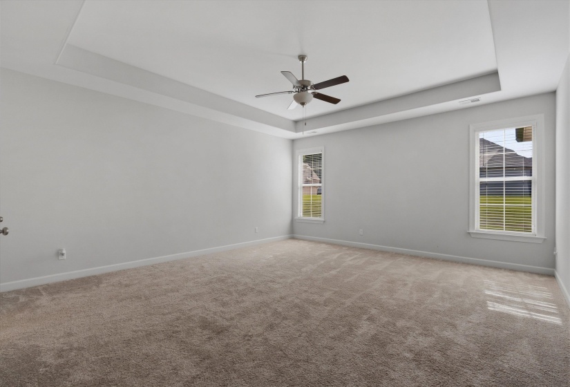 5143 LAWRENCEBURG LN, Lakeland, Tennessee 38002, 6 Bedroom Bedrooms, 10 Room Rooms,4.1 BathroomBathrooms,Residential,For Sale,LAWRENCEBURG,0,10229609