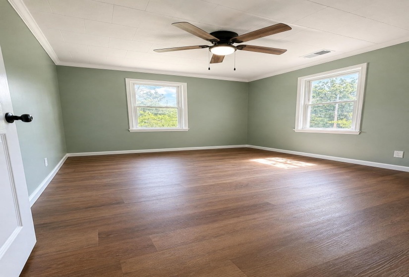 276 OAK ST, Selmer, Tennessee 38375-1720, 2 Bedroom Bedrooms, 7 Room Rooms,1 BathroomBathrooms,Residential,For Sale,OAK,0,10229610