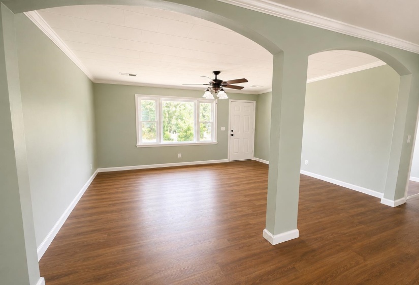 276 OAK ST, Selmer, Tennessee 38375-1720, 2 Bedroom Bedrooms, 7 Room Rooms,1 BathroomBathrooms,Residential,For Sale,OAK,0,10229610