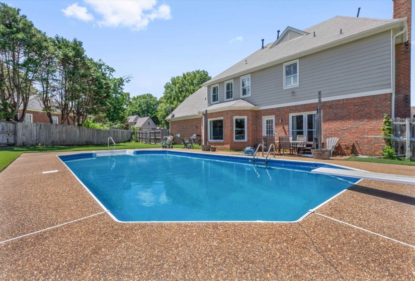 383 NOLLEY DR, Collierville, Tennessee 38017, 4 Bedroom Bedrooms, 1 Room Rooms,3 BathroomBathrooms,Residential,For Sale,NOLLEY,0,10229612
