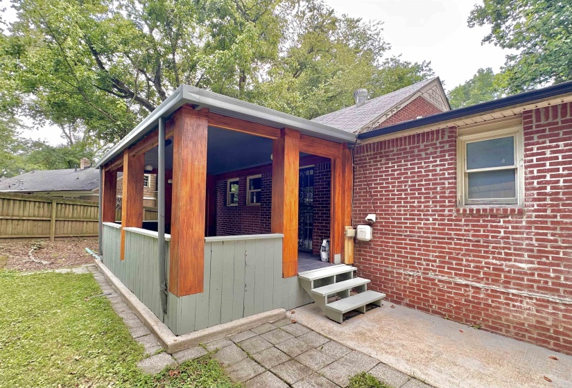 758 BUCK ST, Memphis, Tennessee 38111, 3 Bedroom Bedrooms, 5 Room Rooms,2 BathroomBathrooms,Residential,For Sale,BUCK,0,10226113