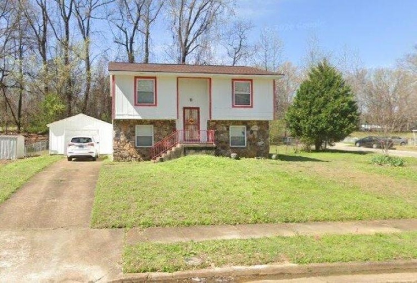 4481 JANSSEN DR, Memphis, Tennessee 38128, 4 Bedroom Bedrooms, 7 Room Rooms,2 BathroomBathrooms,Residential,For Sale,JANSSEN,0,10229128