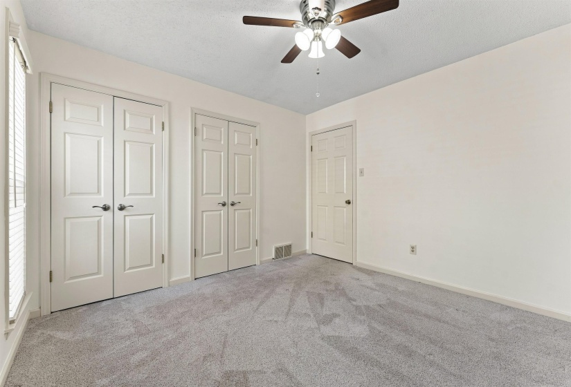 2425 FAIRWAY OAKS DR, Bartlett, Tennessee 38134, 3 Bedroom Bedrooms, 7 Room Rooms,2 BathroomBathrooms,Residential,For Sale,FAIRWAY OAKS,0,10229613