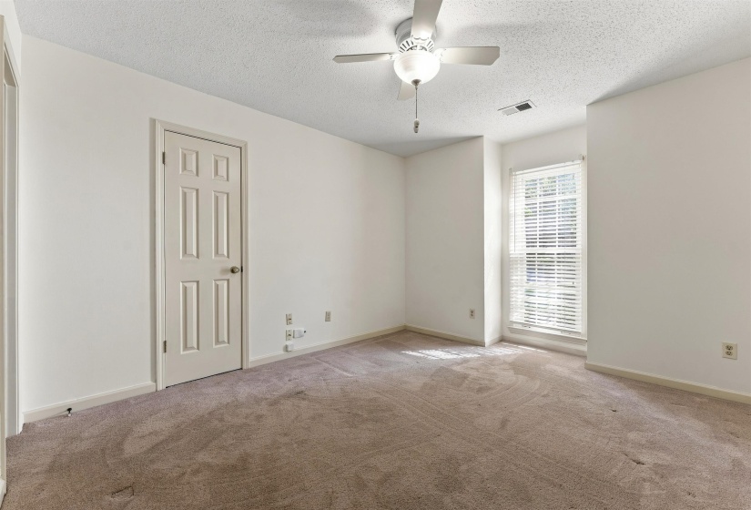 2425 FAIRWAY OAKS DR, Bartlett, Tennessee 38134, 3 Bedroom Bedrooms, 7 Room Rooms,2 BathroomBathrooms,Residential,For Sale,FAIRWAY OAKS,0,10229613