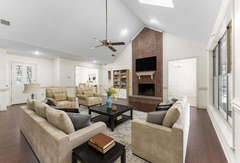 2425 FAIRWAY OAKS DR, Bartlett, Tennessee 38134, 3 Bedroom Bedrooms, 7 Room Rooms,2 BathroomBathrooms,Residential,For Sale,FAIRWAY OAKS,0,10229613