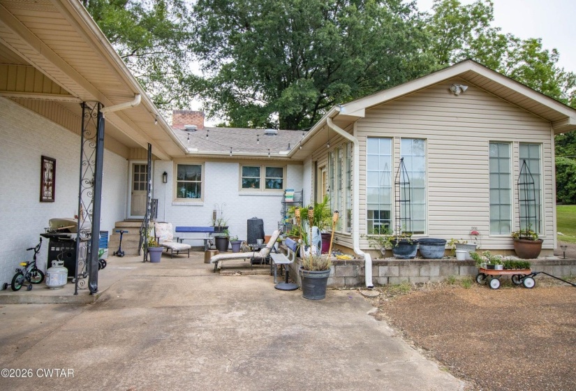 321 LACKEY LN, Ripley, Tennessee 38063, 3 Bedroom Bedrooms, 11 Room Rooms,3.1 BathroomBathrooms,Residential,For Sale,LACKEY,0,10229615