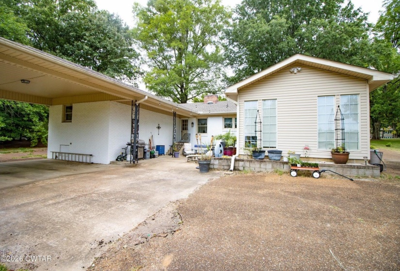 321 LACKEY LN, Ripley, Tennessee 38063, 3 Bedroom Bedrooms, 11 Room Rooms,3.1 BathroomBathrooms,Residential,For Sale,LACKEY,0,10229615