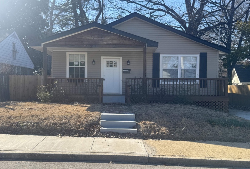 33 MERTON ST, Memphis, Tennessee 38112, 3 Bedroom Bedrooms, 3 Room Rooms,2.1 BathroomBathrooms,Residential,For Sale,MERTON,0,10229616