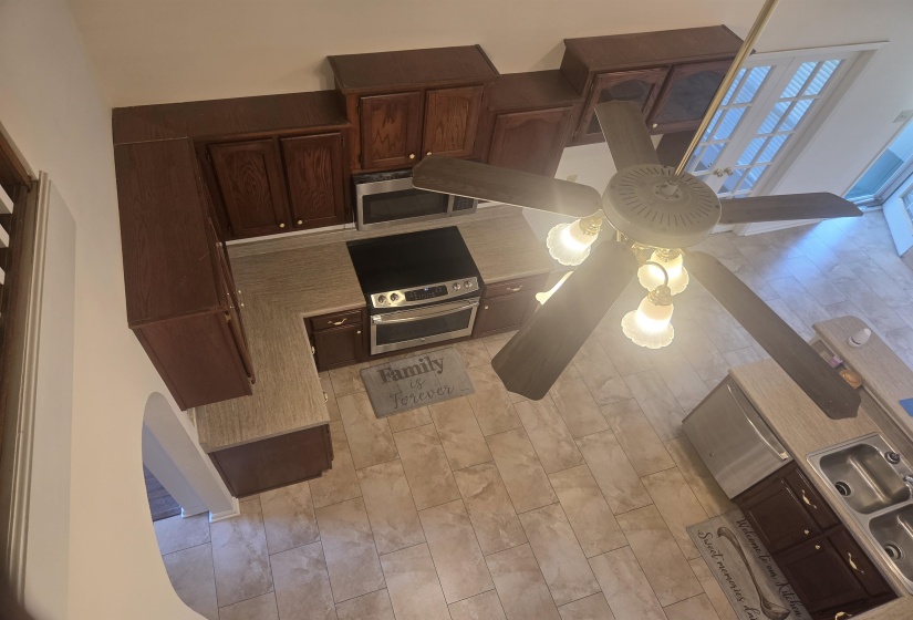 4421 LUGARDA LN, Unicorp/Memphis, Tennessee 38125, 4 Bedroom Bedrooms, 8 Room Rooms,3 BathroomBathrooms,Residential,For Sale,LUGARDA,0,10229619